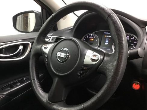 Used 2017 Nissan Sentra SV image 30