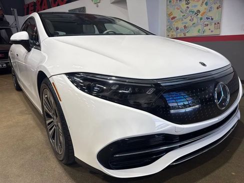 Used 2022 Mercedes-Benz EQS 450+ Sedan image 62