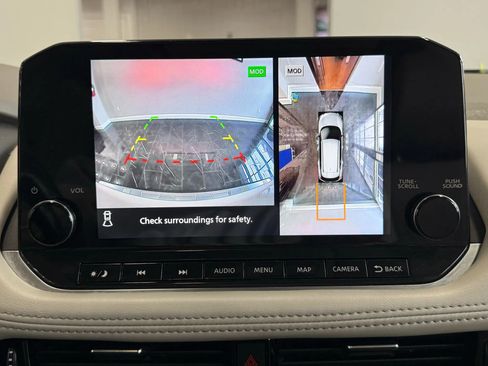Used 2022 Nissan Rogue SL w/ SL Premium Package FWD image 17