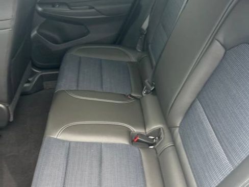 Certified 2025 Buick Envista Preferred FWD image 10