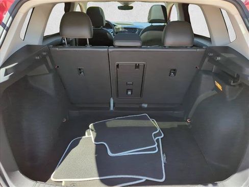 Used 2022 Volkswagen Taos SEL w/ Panoramic Sunroof Package FWD image 10