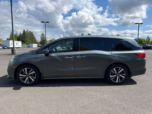 Used 2018 Honda Odyssey Elite image 4