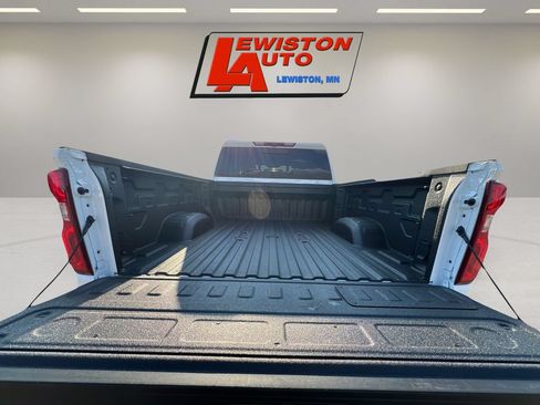 Used 2024 Chevrolet Silverado 3500 High Country AWD/4WD image 30