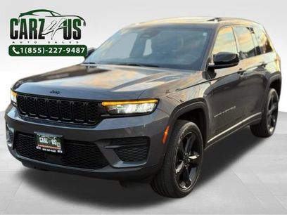 Used 2023 Jeep Grand Cherokee Altitude