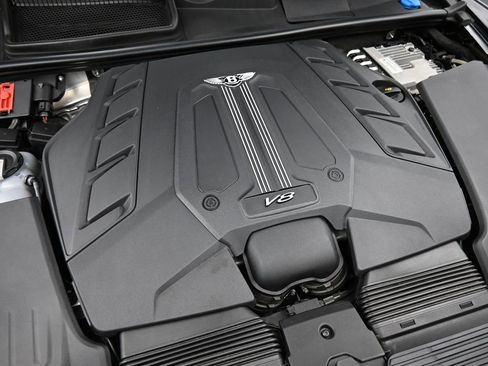 Certified 2020 Bentley Bentayga AWD/4WD image 34