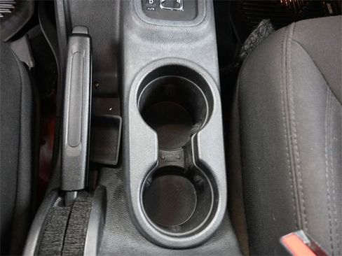 Used 2015 Jeep Wrangler Unlimited Sport w/ Quick Order Package 24S image 32