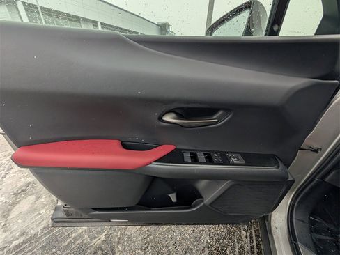 Used 2022 Lexus UX 250h F Sport image 18