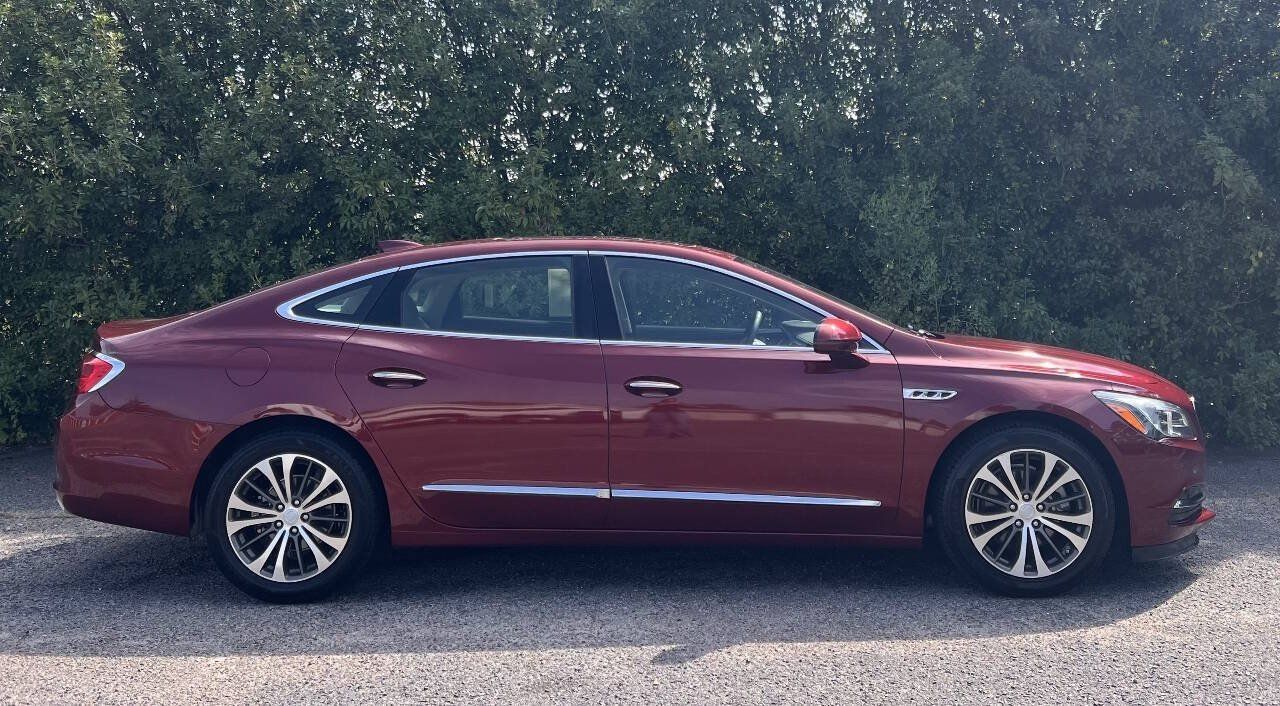 Used 2017 Buick LaCrosse Premium w/ Driver Confidence Package #2 FWD image 9
