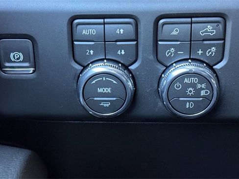 New 2026 GMC Sierra 2500 Denali w/ Denali Reserve Package image 31