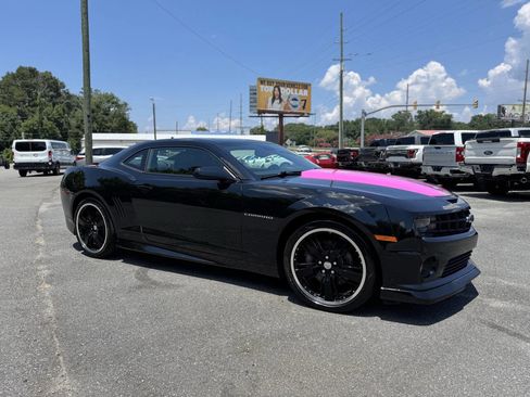 Used 2010 Chevrolet Camaro SS image 21