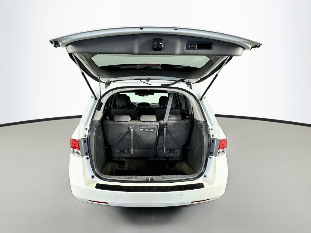 Used 2016 Honda Odyssey Touring Elite image 30