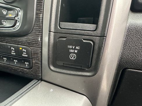 Used 2018 RAM 2500 Limited image 16