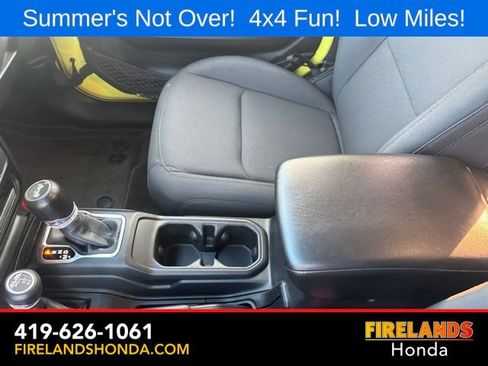 Used 2023 Jeep Wrangler Sport AWD/4WD image 28