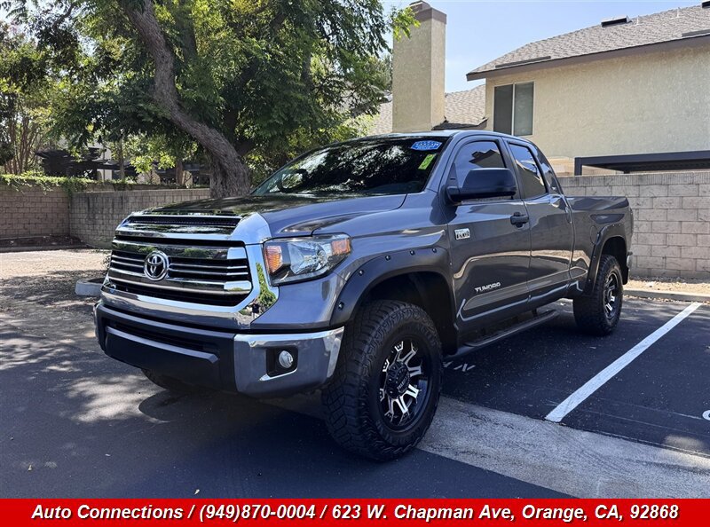 Used 2017 Toyota Tundra SR5 RWD image 2