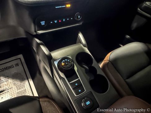 Used 2025 Ford Bronco Sport Outer Banks w/ Outer Banks Tech Package+ image 24