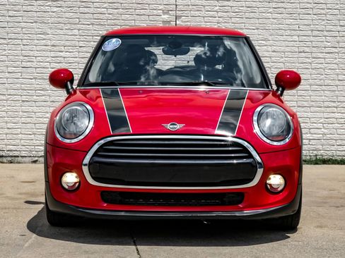 Used 2019 MINI Cooper 2-Door Hardtop FWD image 4