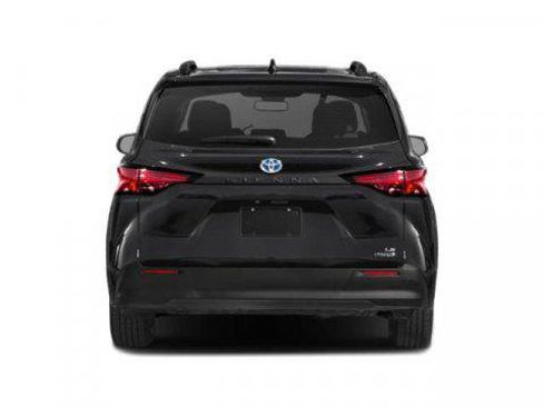 Certified 2024 Toyota Sienna LE image 5