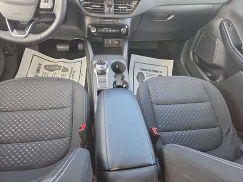 Used 2025 Ford Escape Active w/ Tech Pack #1 FWD image 39