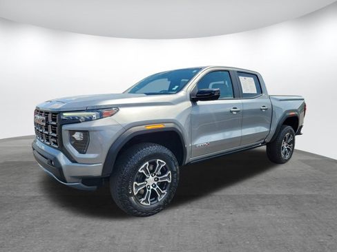 Used 2023 GMC Canyon AT4 w/ AT4 Premium Package AWD/4WD image 3