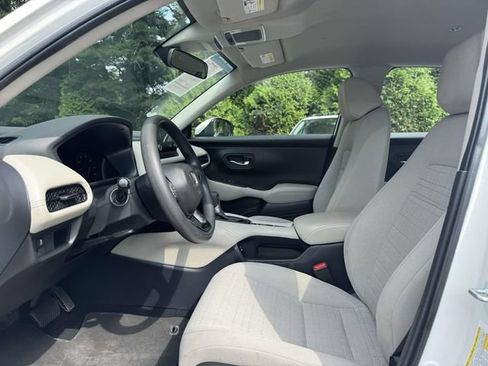 Certified 2024 Honda HR-V LX image 13