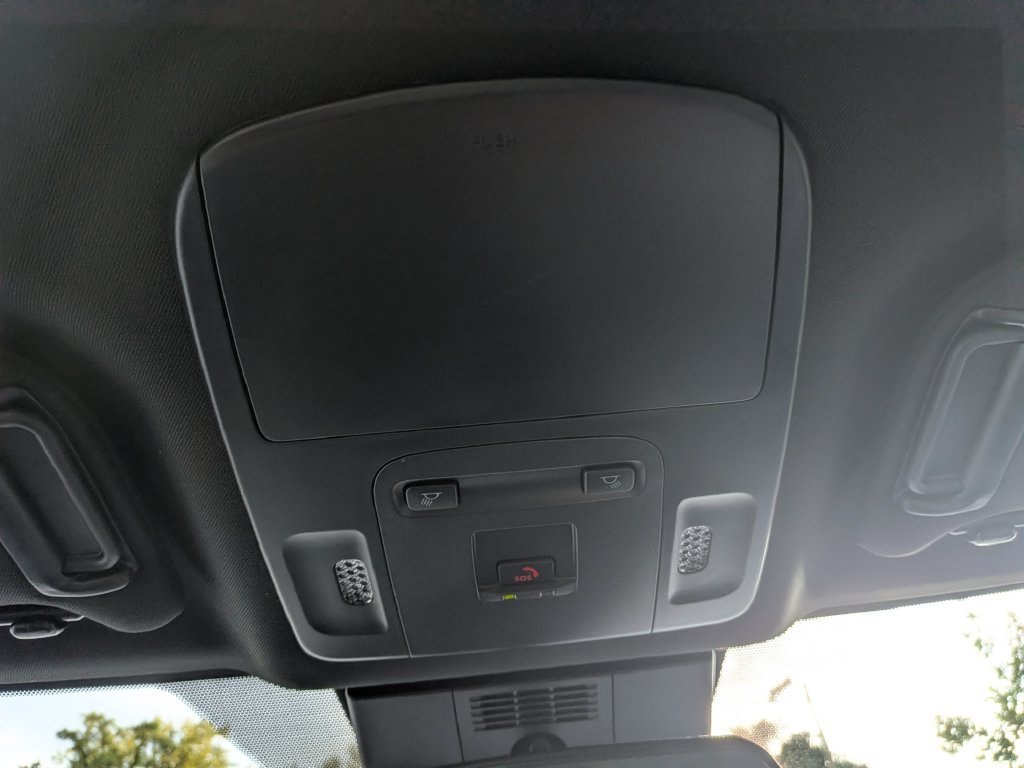 Used 2026 Toyota Camry SE FWD image 24