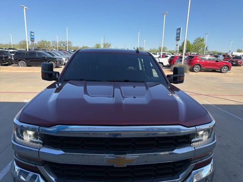 Used 2018 Chevrolet Silverado 1500 LT w/ All Star Edition image 6