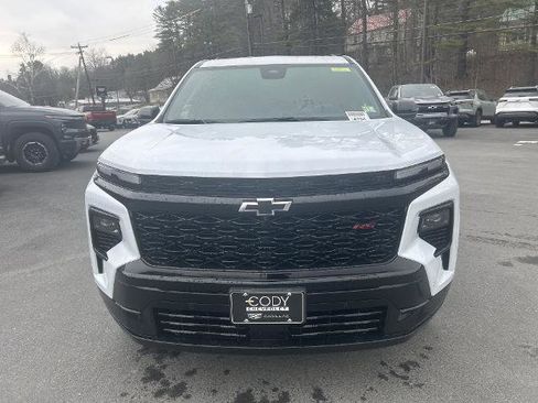 New 2026 Chevrolet Traverse RS AWD/4WD image 2