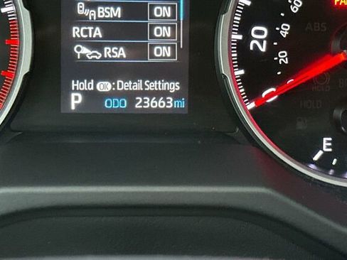 Used 2022 Toyota RAV4 XLE image 35