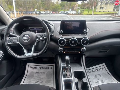 Used 2022 Nissan Sentra SR w/ Midnight Edition FWD image 13