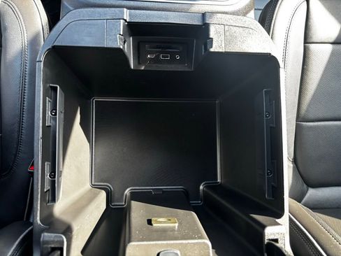 Used 2023 Chevrolet Silverado 3500 High Country image 22