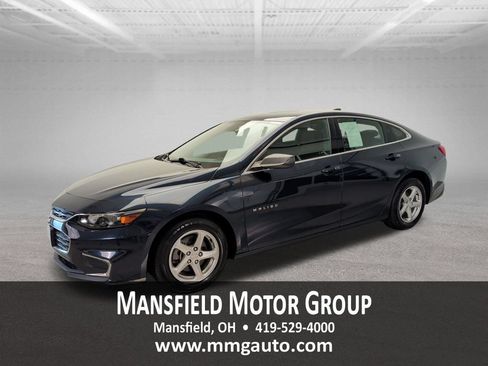 Used 2018 Chevrolet Malibu LS FWD image 1