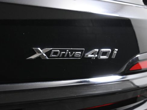 Certified 2024 BMW X7 xDrive40i w/ M Sport Package image 46