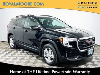 Used 2022 GMC Terrain SLE w/ Driver Convenience Package