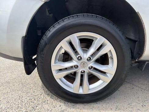 Used 2015 Nissan Rogue S w/ Convenience Package image 16