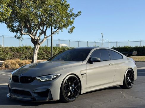 Used 2019 BMW M4 CS w/ Executive Package RWD image 3