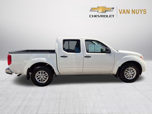 Used 2020 Nissan Frontier SV RWD image 4