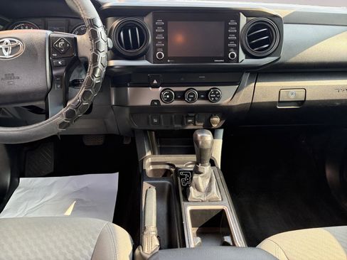 Used 2021 Toyota Tacoma SR w/ SR Convenience Package RWD image 11