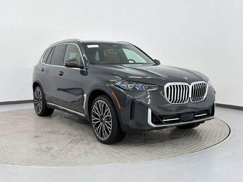 New 2026 BMW X5 sDrive40i image 7