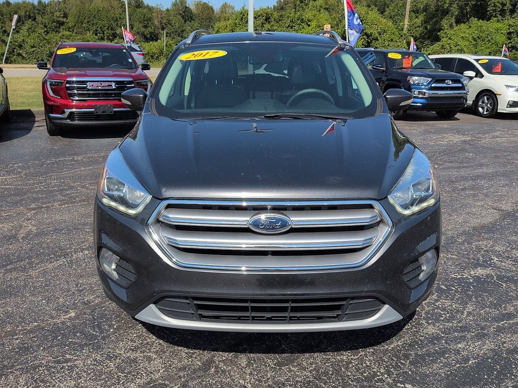 Used 2017 Ford Escape Titanium FWD image 3
