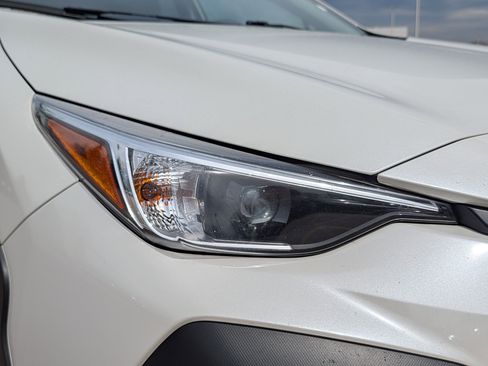 Used 2024 Subaru Crosstrek 2.0i AWD/4WD image 16