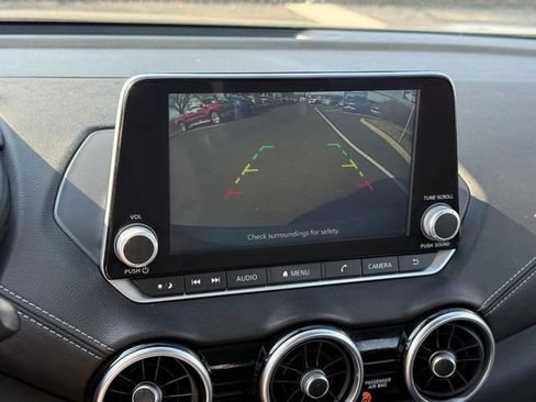 Used 2025 Nissan Sentra SV image 22