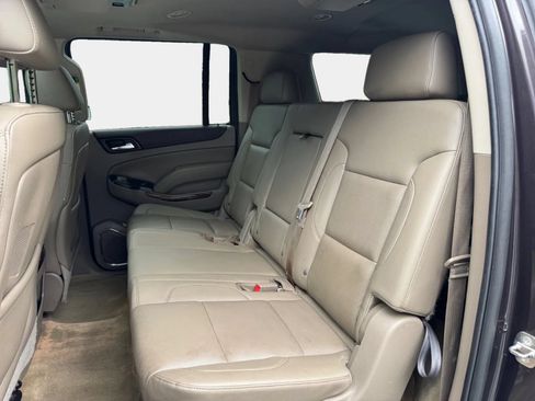 Used 2015 GMC Yukon XL SLT w/ Open Road Package AWD/4WD image 11