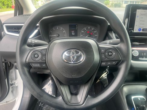 Certified 2025 Toyota Corolla LE FWD image 12
