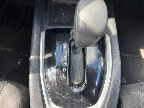 Used 2015 Nissan Rogue SV w/ SV Premium Package AWD/4WD image 23