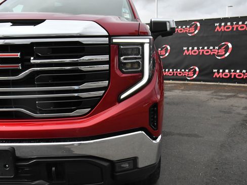 Used 2024 GMC Sierra 1500 SLT image 11