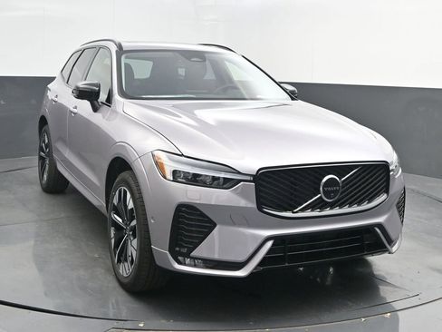 New 2026 Volvo XC60 B5 Plus w/ Protection Package Premier AWD/4WD image 9