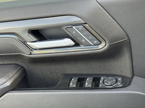 Used 2025 GMC Sierra 3500 AT4 image 26