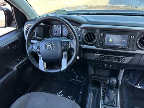 Used 2019 Toyota Tacoma SR5 image 15