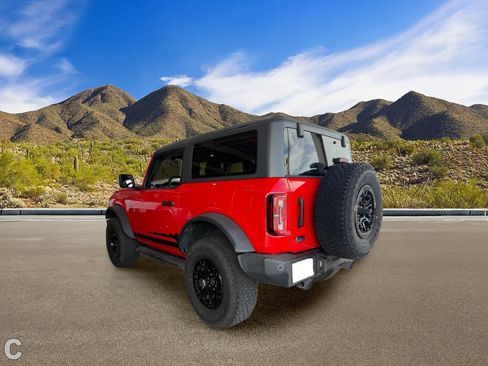 Used 2022 Ford Bronco Wildtrak AWD/4WD image 3