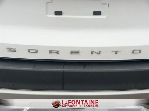 Used 2022 Kia Sorento SX Prestige image 10